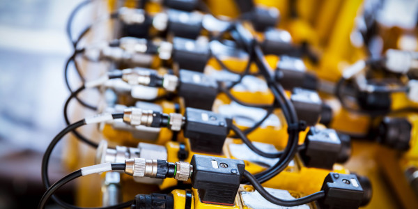 Electricistas Industriales · Instaladores Alta / Baja Tensión Telde · Instalación de tableros eléctricos, transformadores y generadores